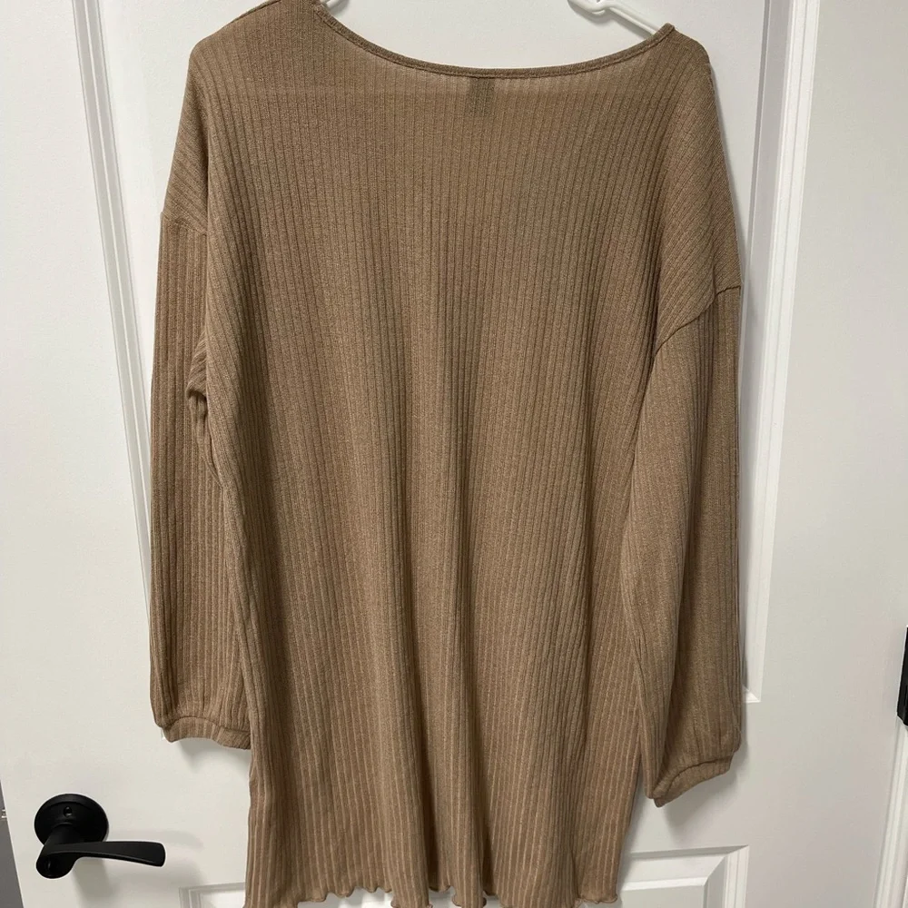 Tunic - Picture 2 of 2